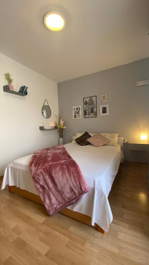 Guest House Tonica 克尔克 外观 照片